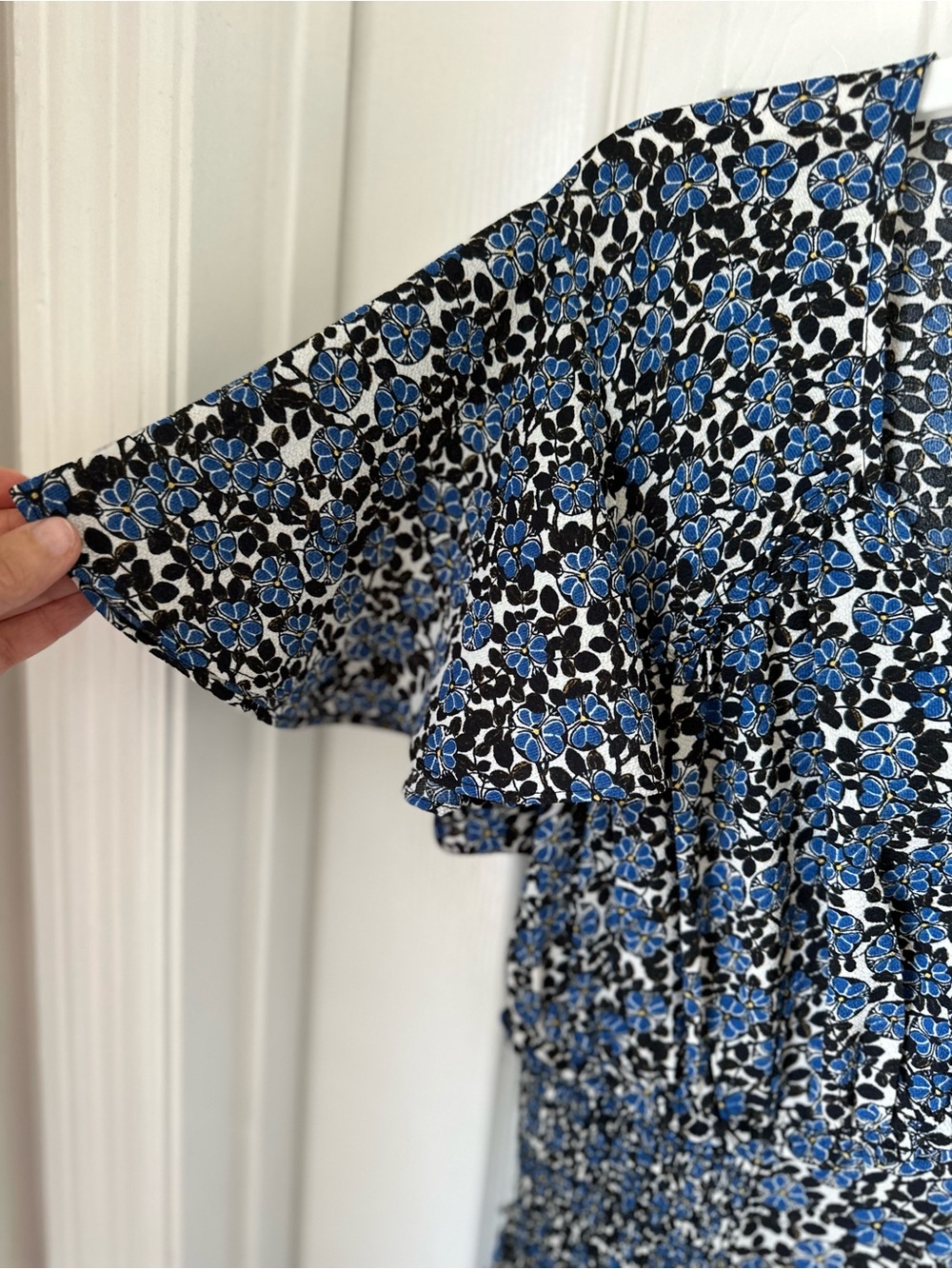 Max Studio Blue Floral Smocked Maxi Dress with Short Sleeves - Picture 4 of 5